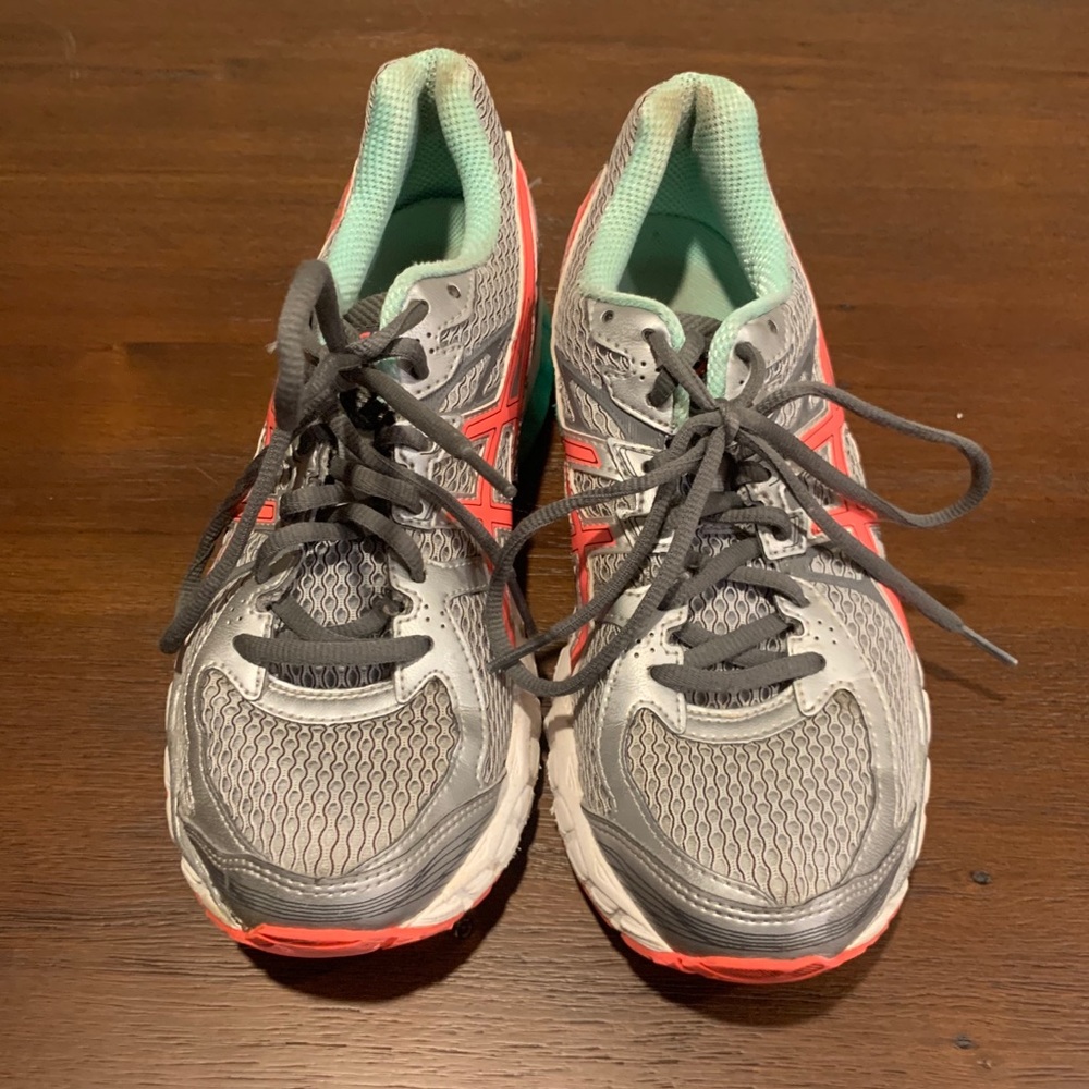 {ASICS} Running Shoes